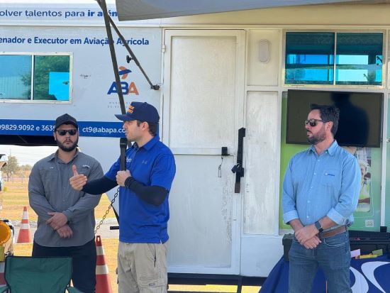 AEROTECNOLOGIA AGRÍCOLA - Workshop no Cerrado baiano explora inovações na aplicação aérea com drones e aviões